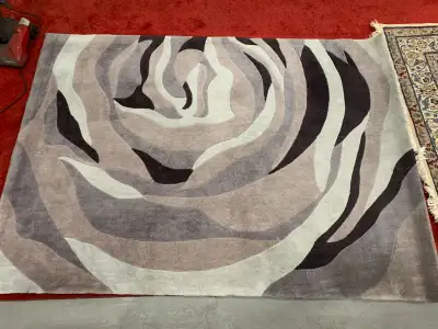 Modern Carpet. Stunning Design. 6.9' by 4.2', View more