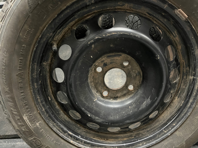 205 60R 16 Tires on Rims, set of 4 in Tires & Rims in Saskatoon - Image 3