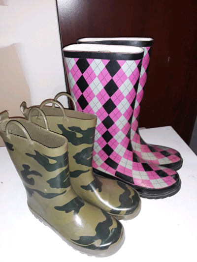 Rainboots, View more
