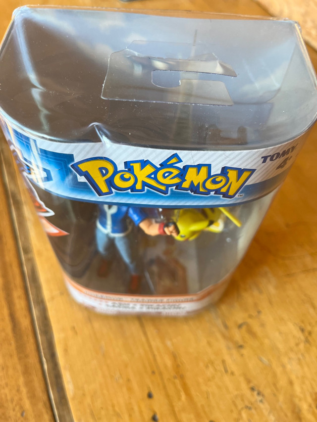 Sealed XY Ash & Pikachu Action Figure Pokémon Trainer in Toys & Games in Kawartha Lakes - Image 3