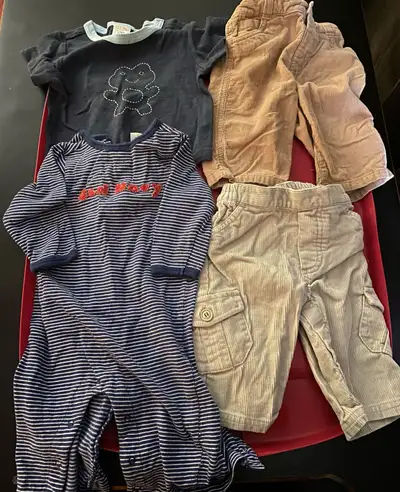 Old navy 3-6 months clothes, View more