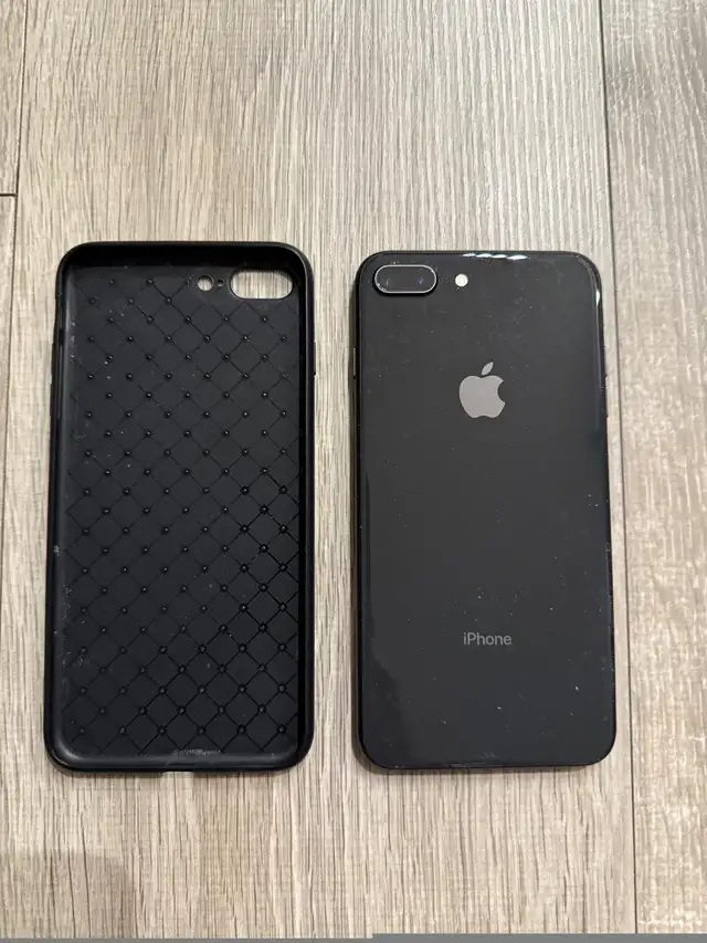 Apple iPhone 8 Plus 128GB in Cell Phones in Delta/Surrey/Langley - Image 4