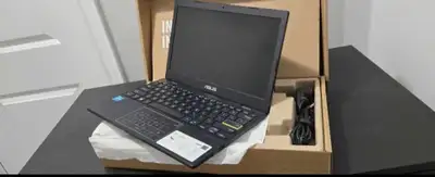 ASUS LAPTOP NOTEBOOK L210K. ALMOST NEW..pick up in alliston. , View more