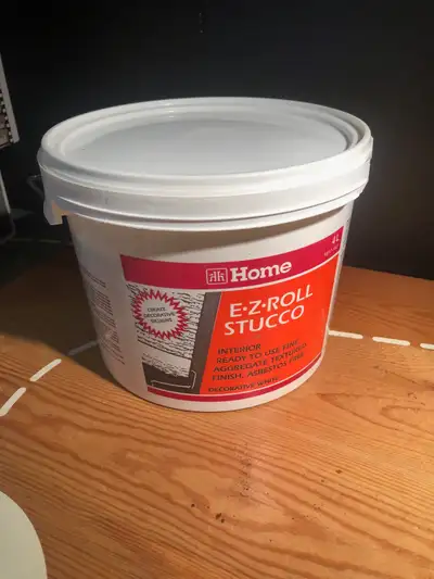 HOME HARDWARE EZ ROLL STUCCO...5 UNITS @ $20 EACH... or $80 BUCKAROOS FOR THEM ALL!!! Home E-Z-Roll...