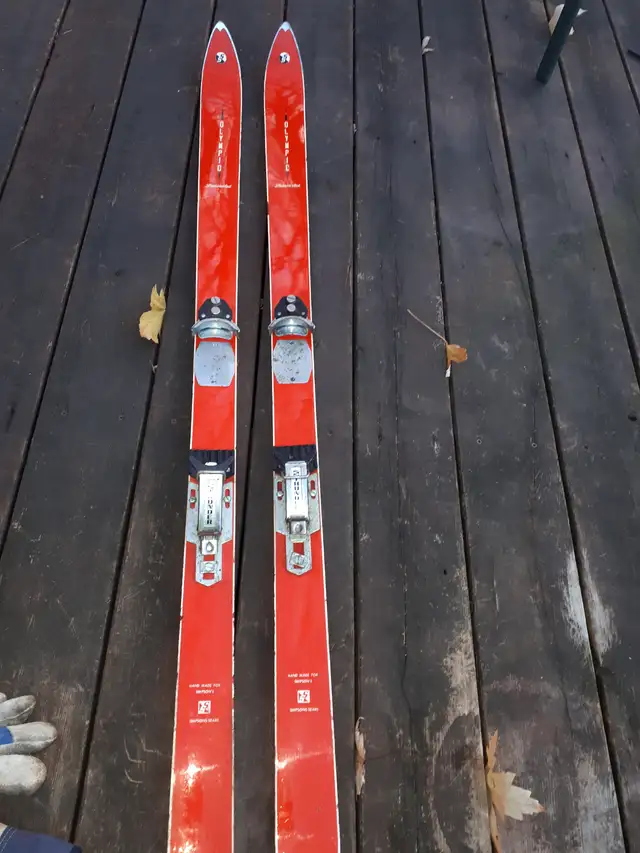 1960s Skis Olympic Laminated handmade for Sears in Ski in Ottawa - Image 5