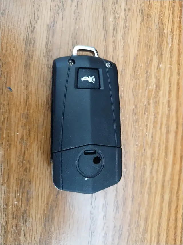 car key fob case in Other Parts & Accessories in Ottawa - Image 2
