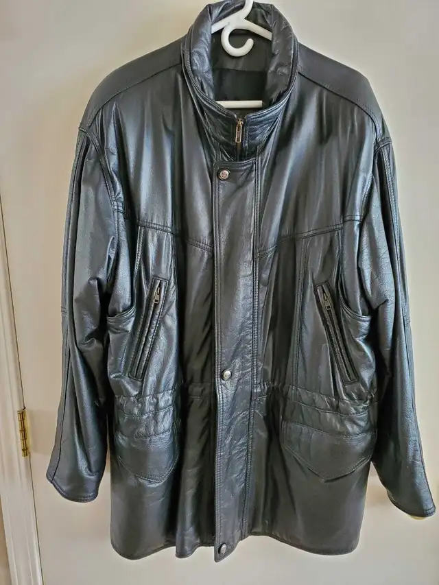 Vintage Men's Lined Leather Jacket - XL in Men's in Edmonton - Image 2