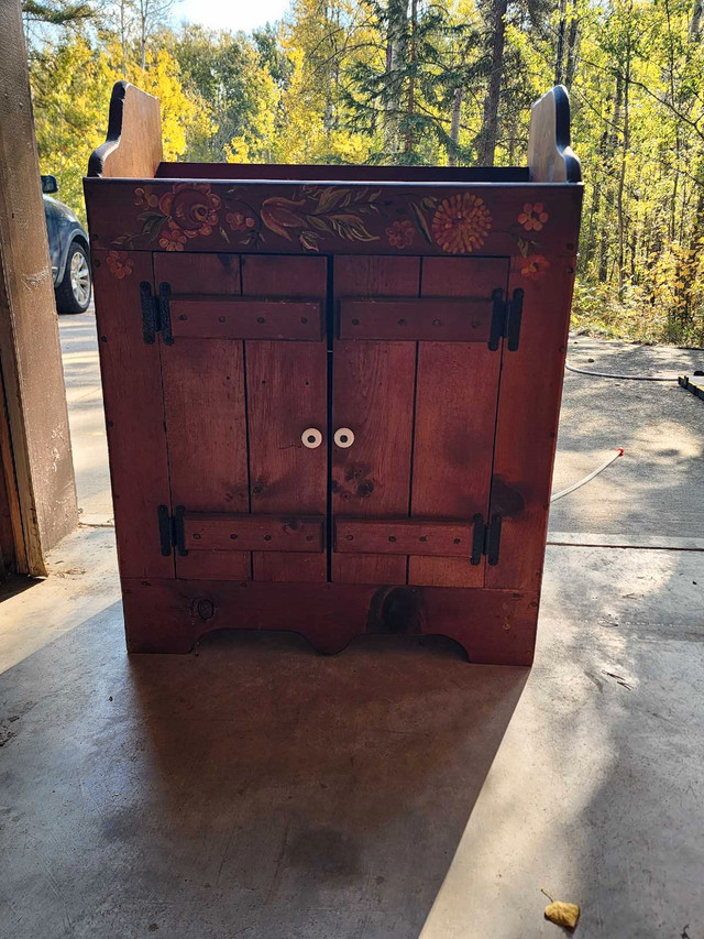 Wood Cabinet  in Hutches & Display Cabinets in St. Albert - Image 2