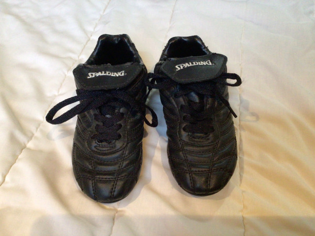 Soulier Soccer SPALDING Shoes Size 12 (Little kids - Toddler) in Soccer in Bathurst - Image 2