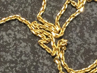 Yellow gold chain 10K ..20 inches. 5 grams. Pick up only...$500