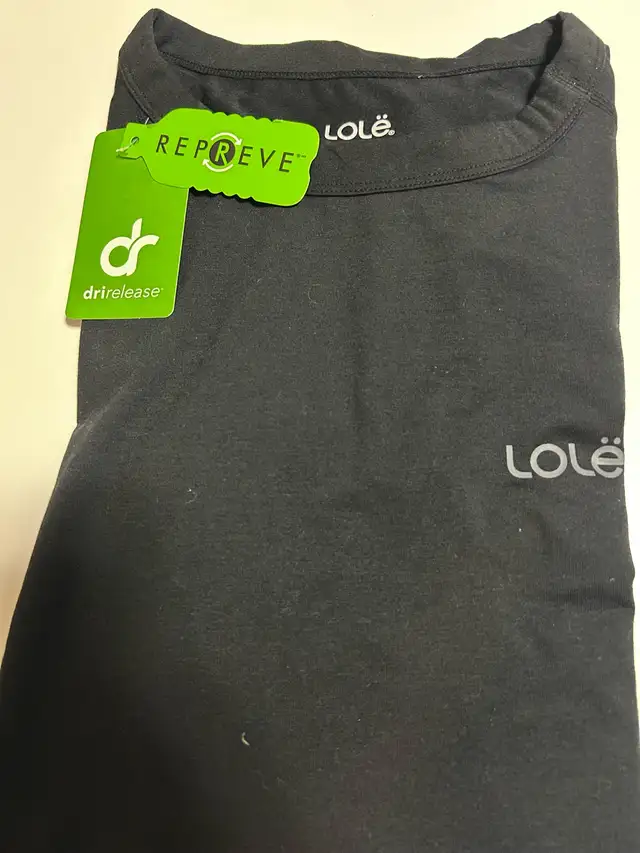 Brand New Lolë Men’s Winter Snow Ski Baselayer Top Shirt in Men's in Calgary - Image 7