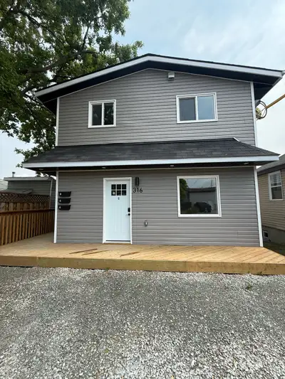 3 Bedroom 2 Bath Suite