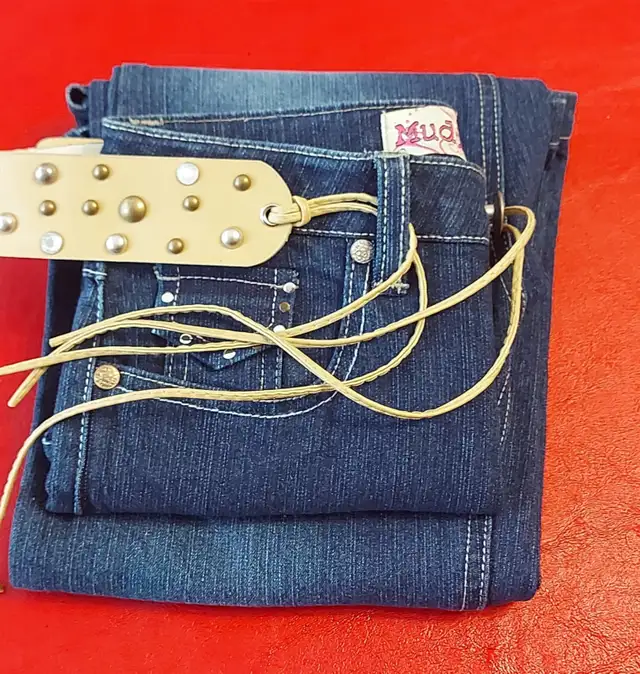 Girls Jeans Pant w belt - size 8 in Kids & Youth in Oshawa / Durham Region - Image 2