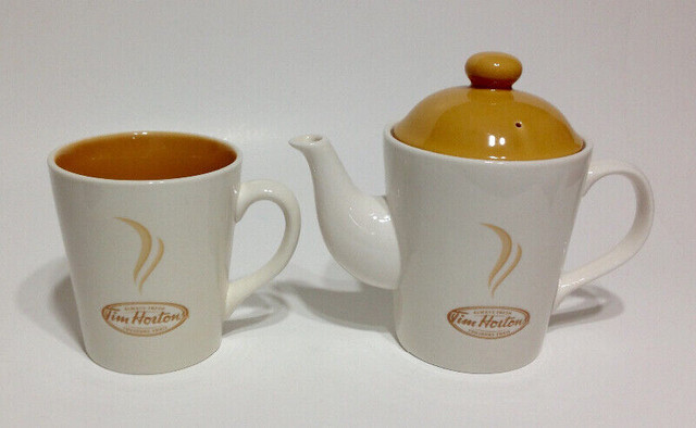 Tim Hortons Teapot and Matching Coffee / Tea Mug in Kitchen & Dining Wares in Winnipeg - Image 3