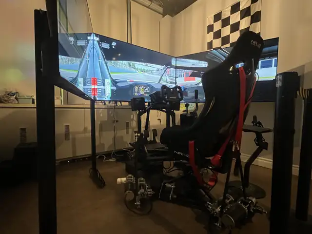 Sim racing internet cafe Markham65151231722371121