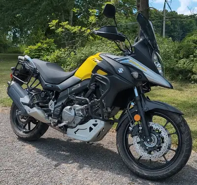 2017 Suzuki VStrom DL650 with only 9630km on it. It has always been garaged with the battery on tend...
