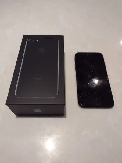Apple iPhone 7, View more