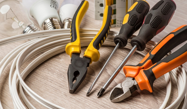 Electrician Apprentice in Construction & Trades in City of Toronto