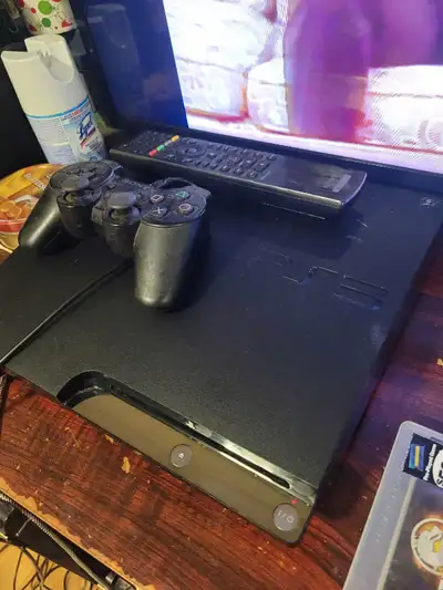 PLAYSTATION 3 Console, cables, 1 controller 6 games., View more