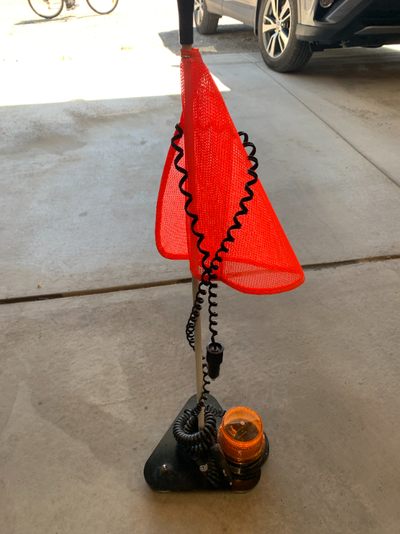 Orange strobe light with magnet and flag, View more