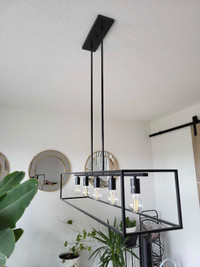 Hanging dining table light fixture 