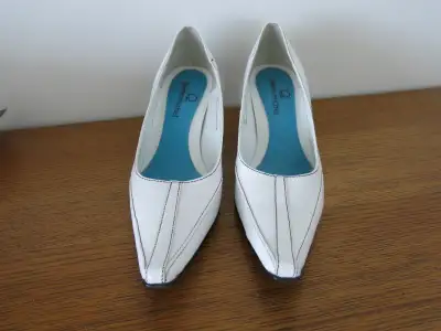 PUMPS / high-heeled SHOES by PIERRE MICHEL, white, brand new, View more