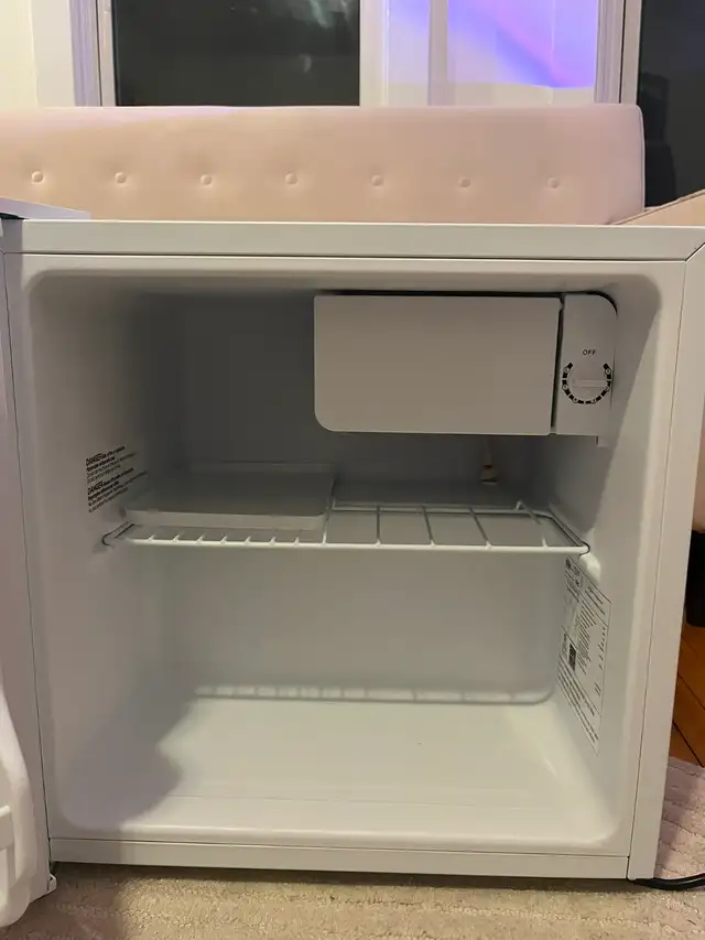 IKEA TILLREDA Mini Refrigerator in Refrigerators in City of Halifax - Image 4