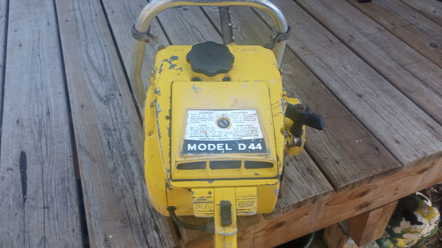 VINTAGE D44   McCULLOCH  CHAINSAW in Other in Renfrew - Image 2