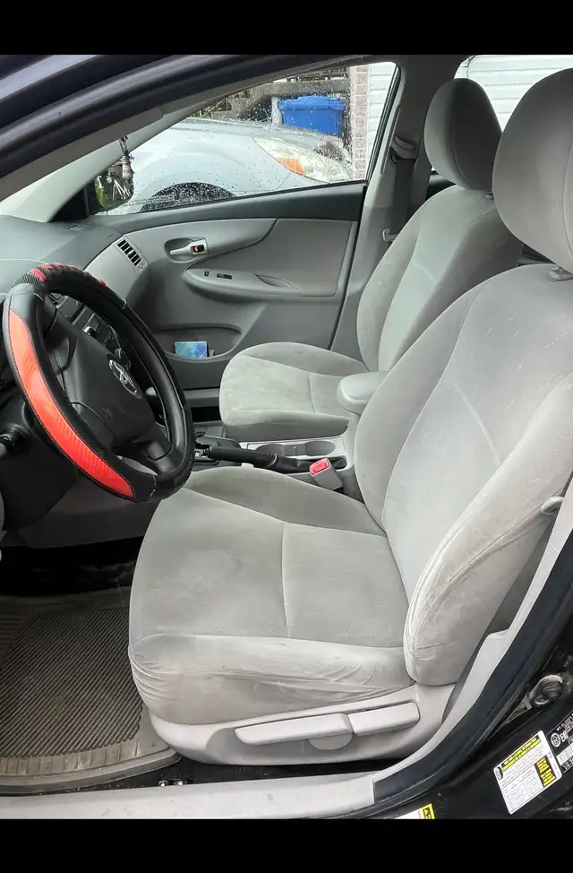 Toyota Corolla 2011 Gray536633715469864962