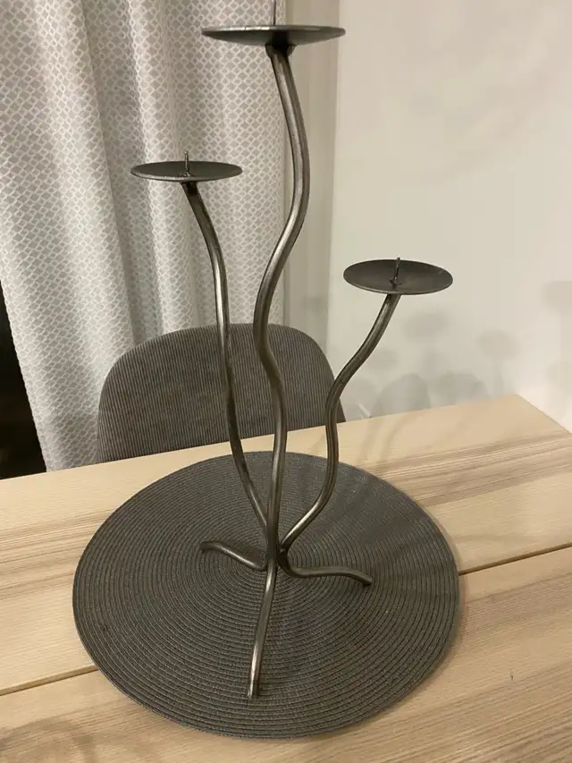 3 VOTIVE CANDLE HOLDER 