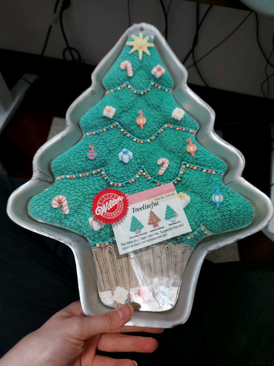 Wilton Treeliteful Cake Pan 2105-425, View more