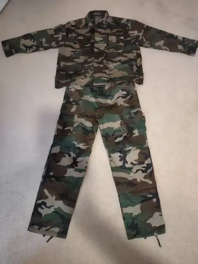 Hunting suit for big man, View more