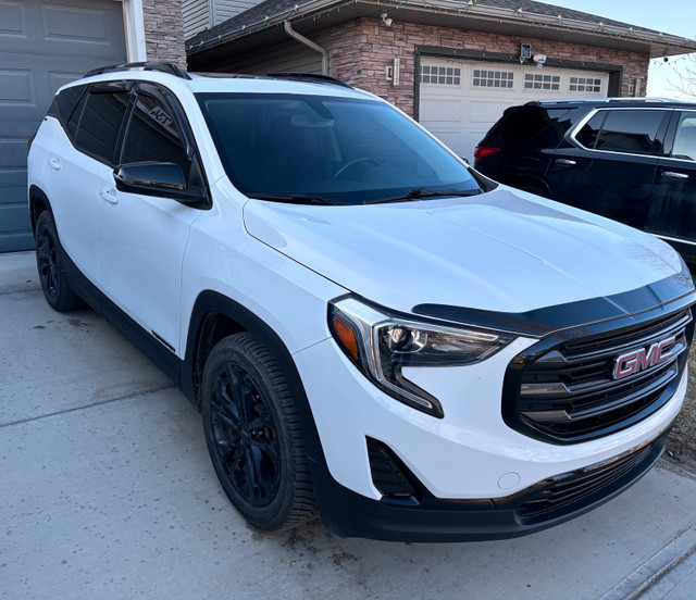 2019 GMC Terrain  in Cars & Trucks in Calgary - Image 2