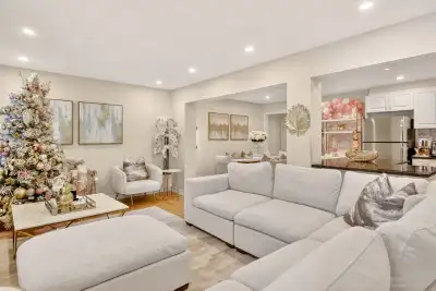 Stunning Executive Kanata Townhouse! 3bed/3bath. $2,890. Mattamy’s popular Majestic TN model with 2,...