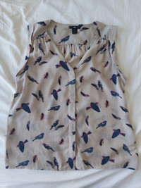 Button-up Blouse with Bird Design Size 8