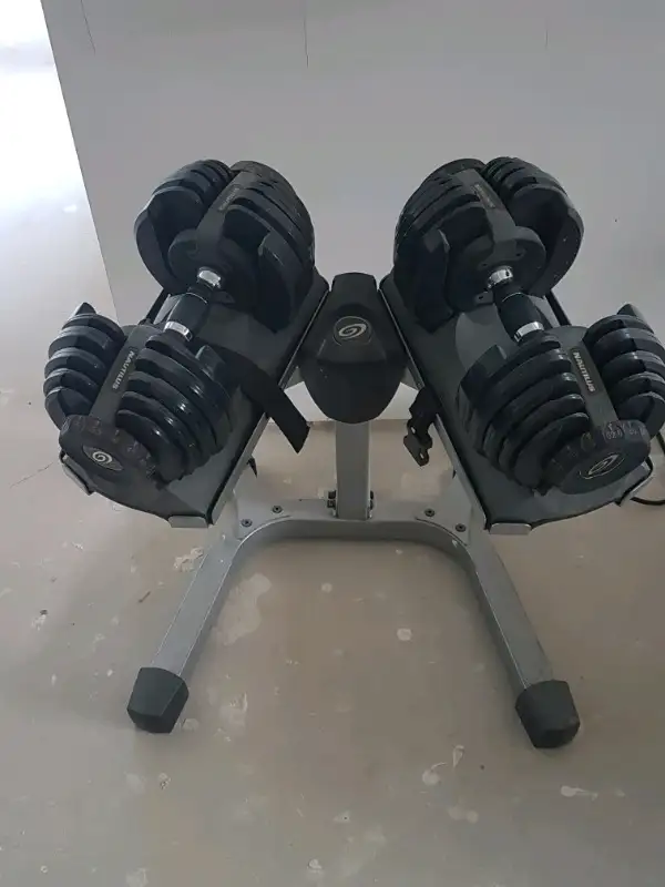 Nautilus / Bowflex Adjustable Dumbbells 52.5lbs + Stand Rack628647436753931218