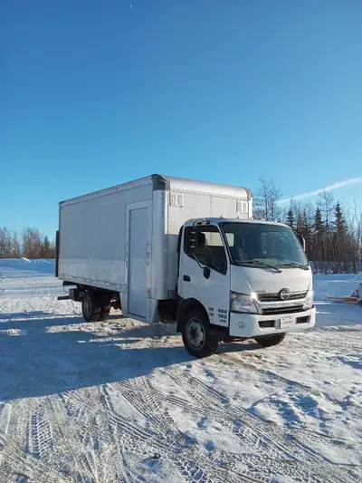 I am selling my hino cube van. Power side door! Hydraulic lift gate! Rear view camera. Navigation. P...