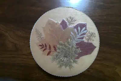 Fall Décor-Round trinket box w/dried leaves & flowers on the lid, View more