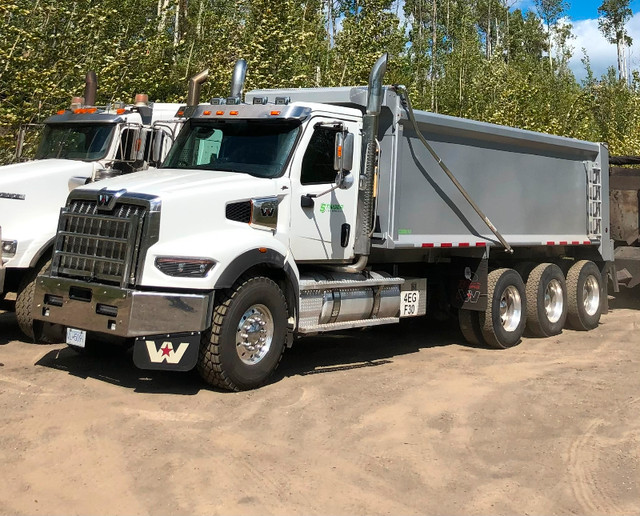 2023 tridrive Western Star 49x dump truck in Heavy Trucks in Tricities/Pitt/Maple