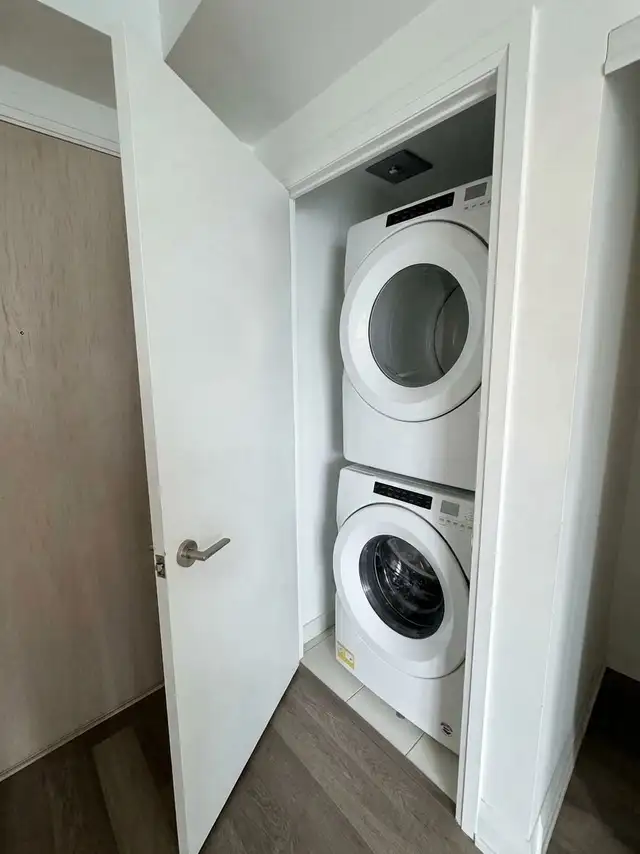 Roommate Wanted – 2 Bed / 2 Bath Apartment – for March! in Long Term Rentals in City of Toronto - Image 9