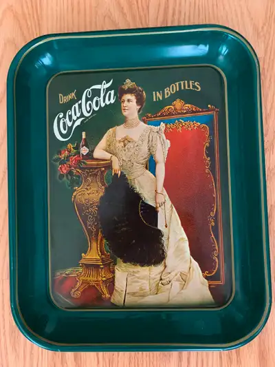 1900-1975 The Atlanta Coca~Cola Bottling Company 75th Anniversary. One of 100 000 serially numbered...