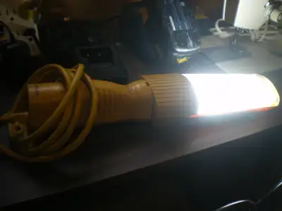 Lampe baladeuse pliable, View more