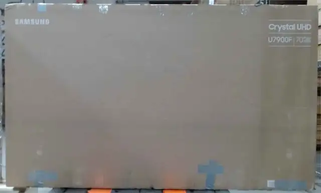 Samsung new 70" TV with cracked screen in TVs in City of Toronto - Image 3