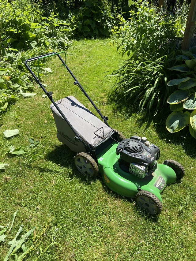 20” lawn boy push mower Lawnmowers & Leaf Blowers London Kijiji