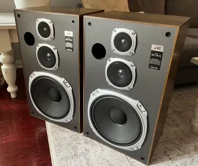 Vintage Stereo Speakers JVC  *sold pending*, View more