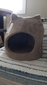 Cat Cave, Cat Bed