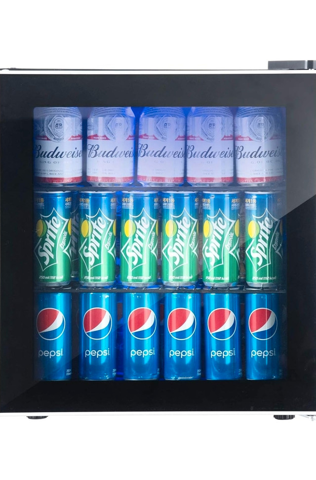 Beverage Refrigerator Cooler, 60-Can Mini Fridge 1.6 Cu.Ft Bever in Refrigerators in Mississauga / Peel Region - Image 4
