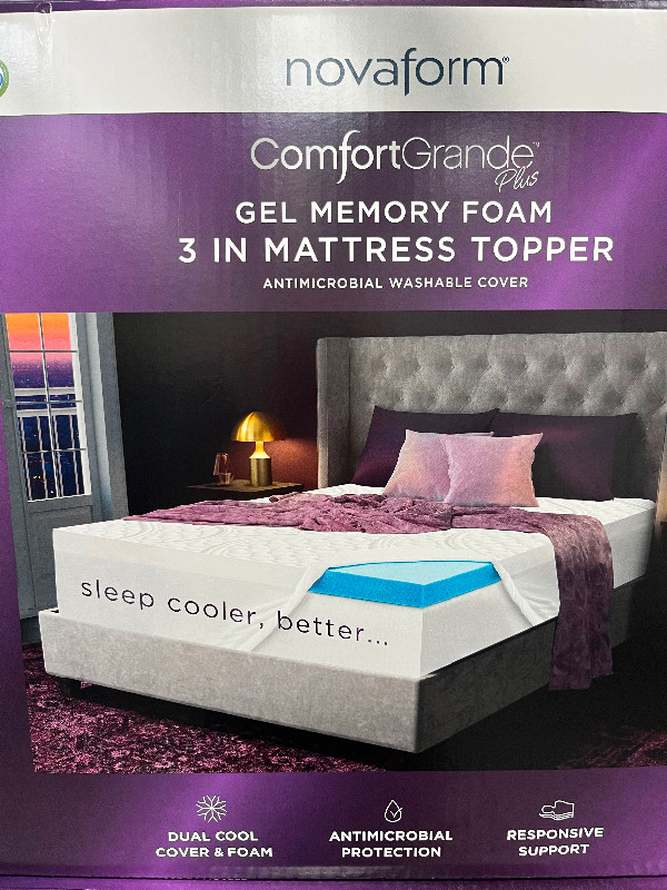 Costco memory foam mattress double in Beds & Mattresses in Saskatoon