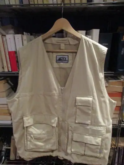 BRUGI Italie( Verone) Qualite italienne authentique La veste ideale pour le voyage. Ideale pour les...