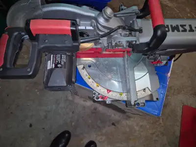 12" DOUBLE BEVEL SLIDING COMPOUND MITER SAW (CRAFTSMAN), View more